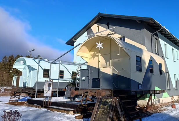 Hotel & Restaurant „Weltraumbahnhof Rautenkranz WBF1875“